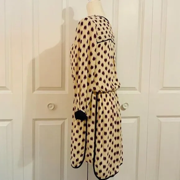 LA Made Resolve Brand Purple Cream Ikat Print V Neck Dress Medium New - Picture 8 of 10